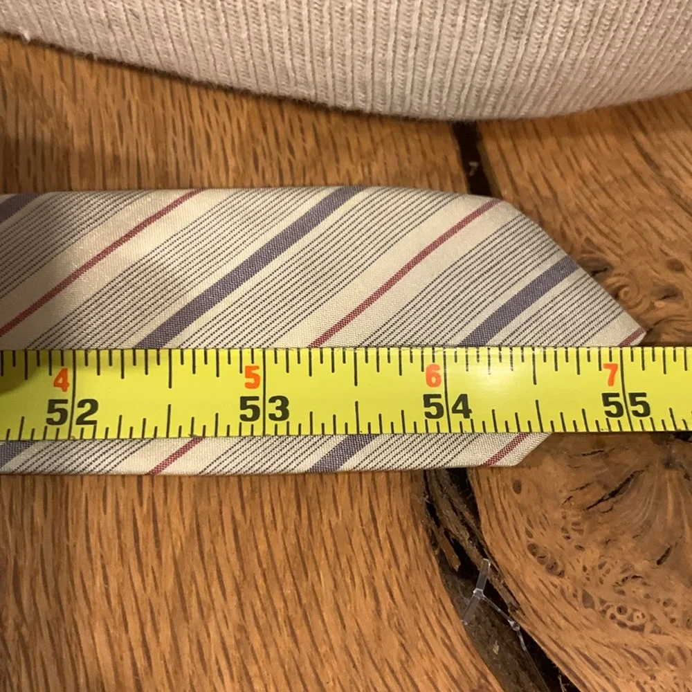 80’s YSL YVES ST LAURENT 100% SILK STRIPED DIAGONAL NECKTIE - Picture 9 of 11